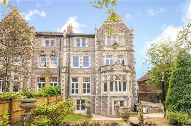 Downleaze, Stoke Bishop, Bristol, BS9